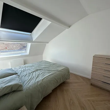 Cozy 3 - 4 People, Air Conditioning, Parking, Crossfit Access 아파트 *