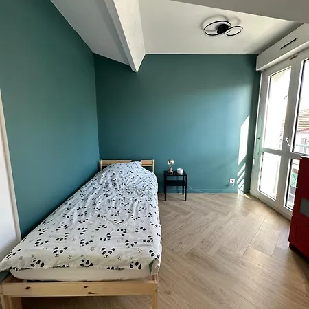 Cozy 3 - 4 People, Air Conditioning, Parking, Crossfit Access 아파트