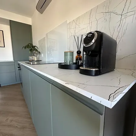 Cozy 3 - 4 People, Air Conditioning, Parking, Crossfit Access